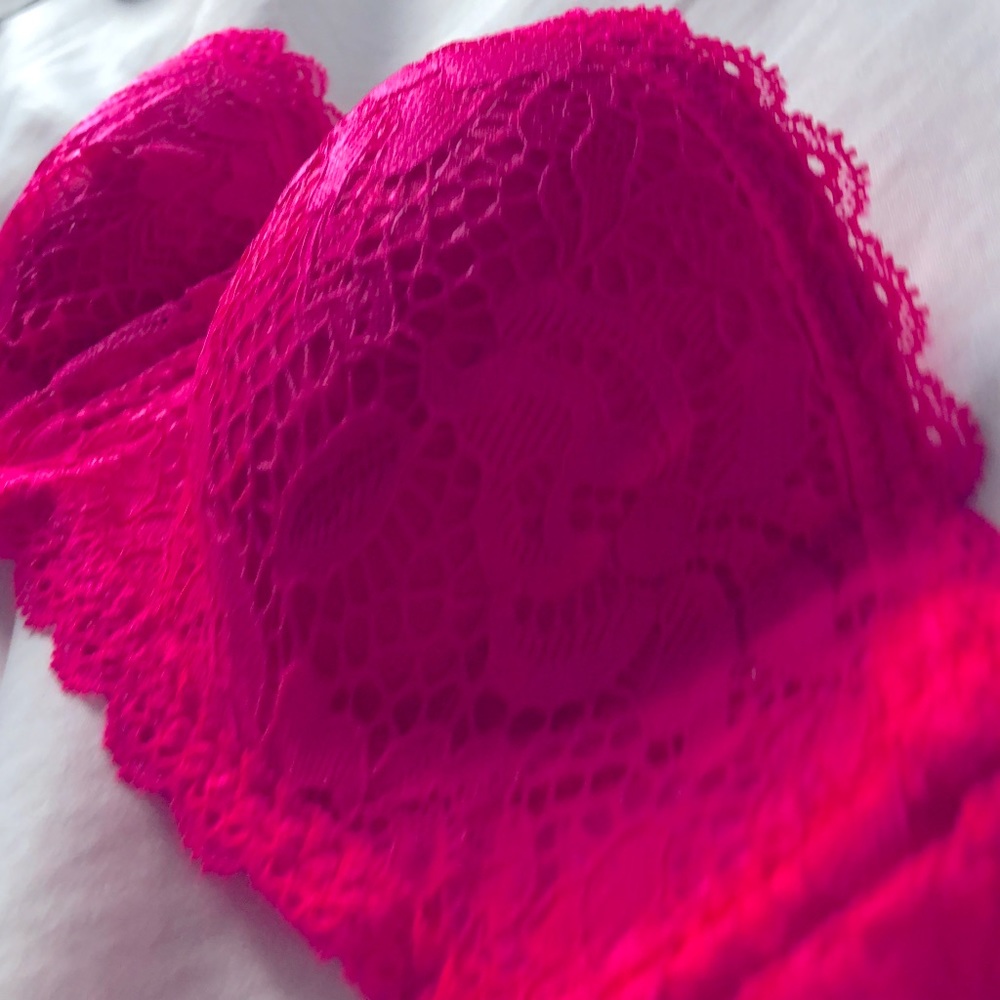 NWOT neon pink lace adjustable strap bra 32A